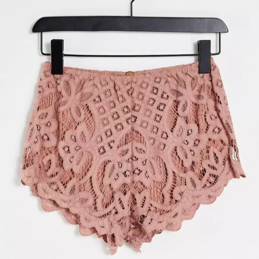 Free People adella shorts in lace size XS NWT